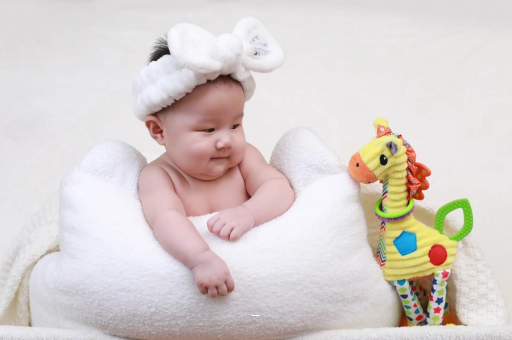 扬中宝宝几个月翻身